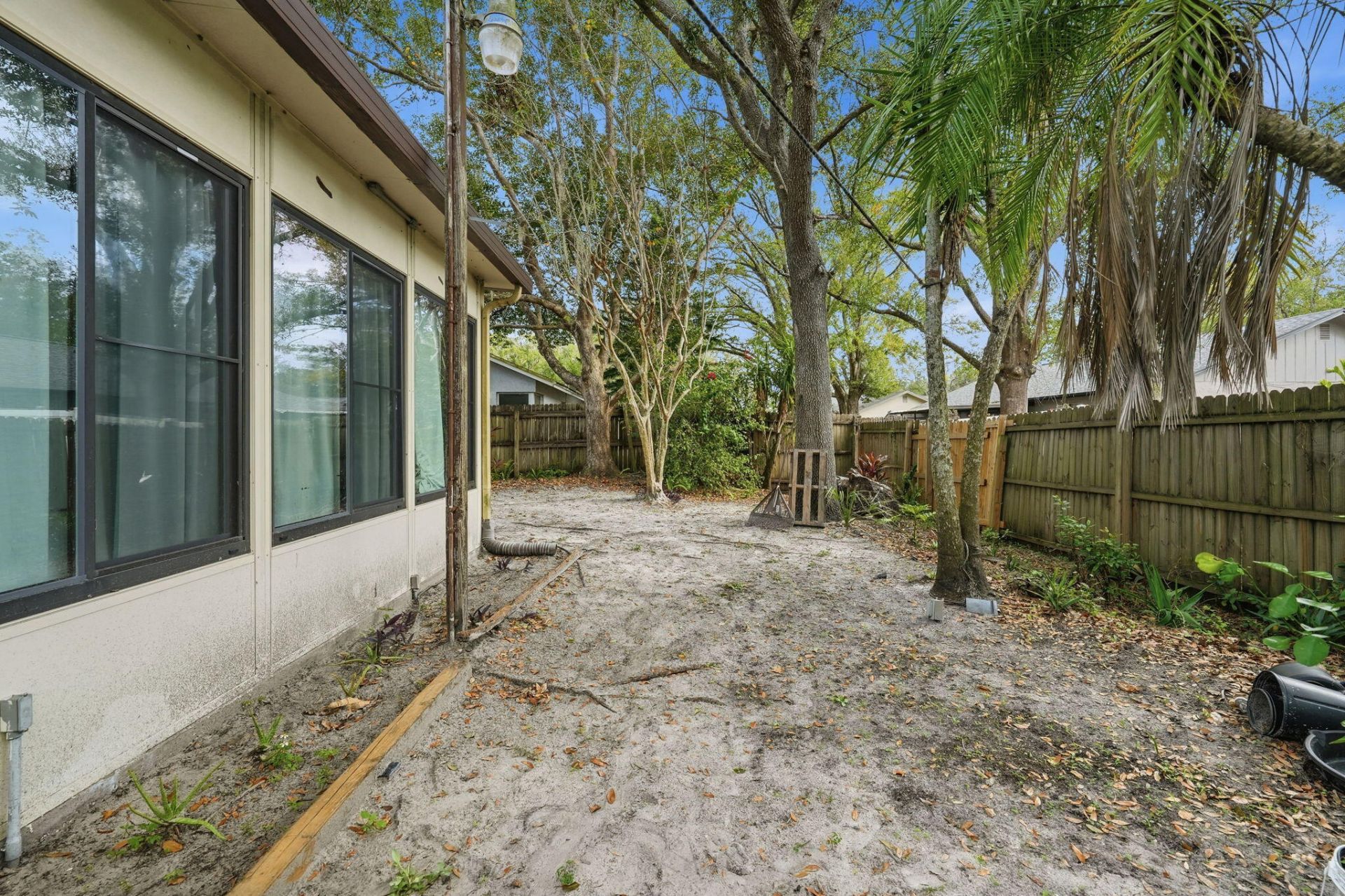 7605 N Sanibel Circle, Tampa, FL 33637 Photo