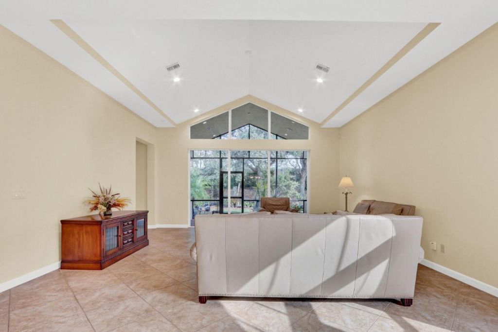 7136 Maidstone Drive, Port Saint Lucie, FL 34986 Photo