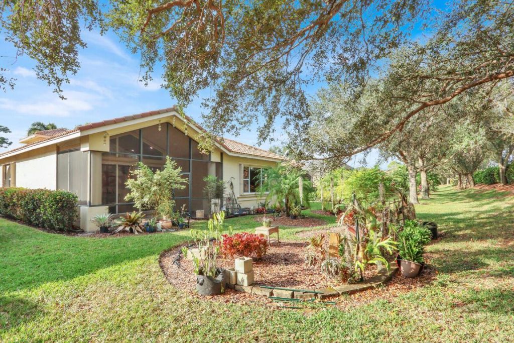 7136 Maidstone Drive, Port Saint Lucie, FL 34986 Photo