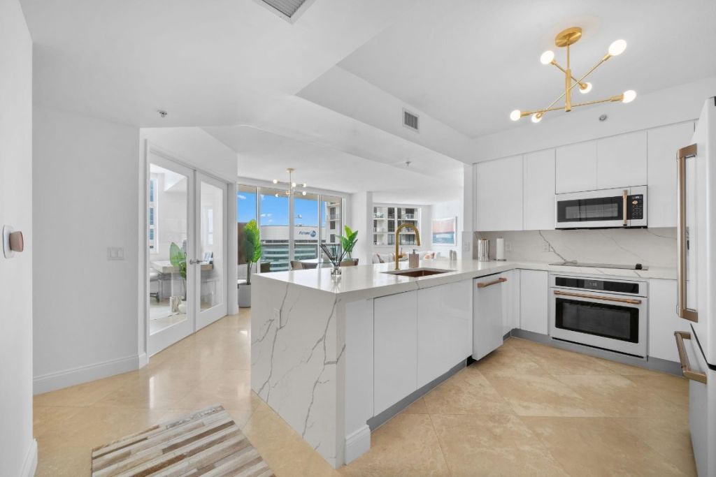 350 SE 2nd St, Unit 2670, Fort Lauderdale, FL 33301 Main Photo