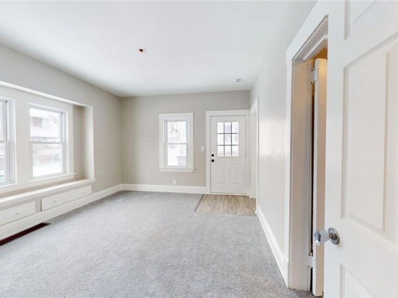 4500 W 39th Street, Cleveland, OH 44109 Photo 13