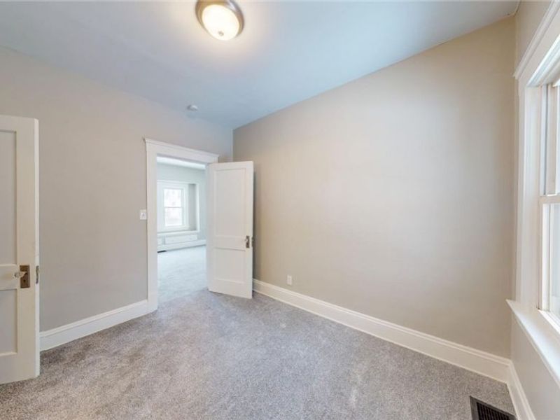 4500 W 39th Street, Cleveland, OH 44109 Photo 8