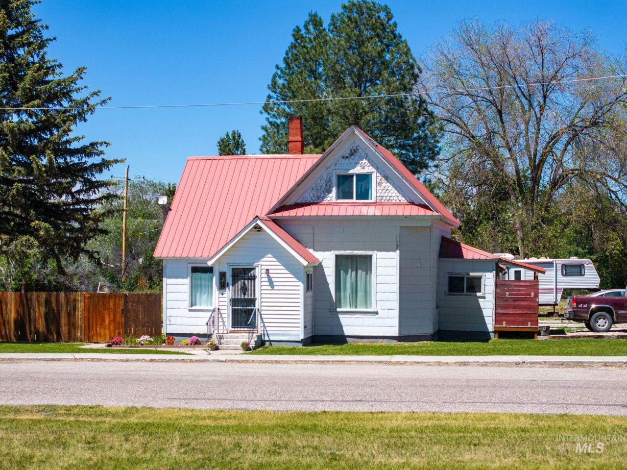 79 E 2nd St N, Downey, ID 83234 Main Photo