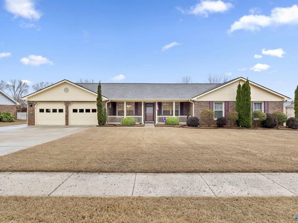 2209 Lugenia Drive, Huntsville, AL 35803