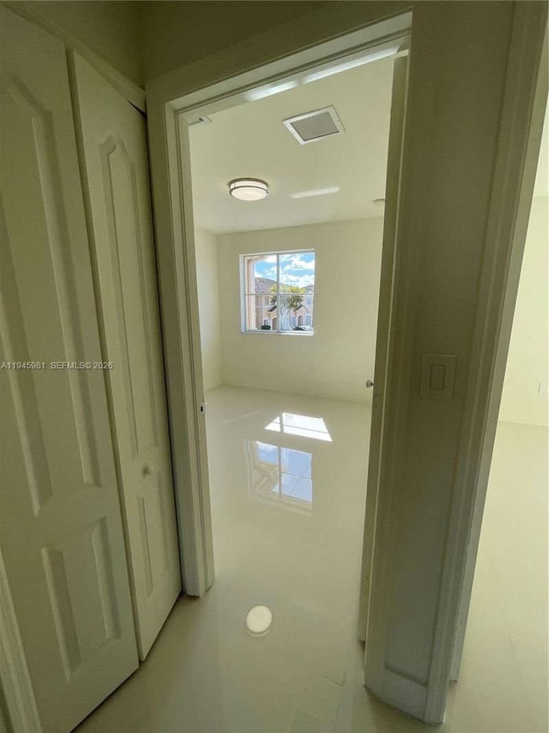 7317 NW 174th Ter, Unit 102, Hialeah, FL 33015 Photo