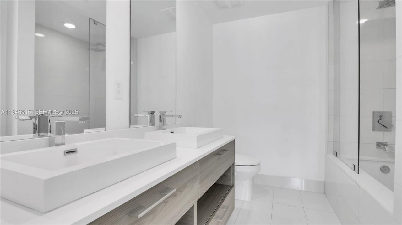 1300 S Miami Ave, Unit 1711, Miami, FL 33130 Photo