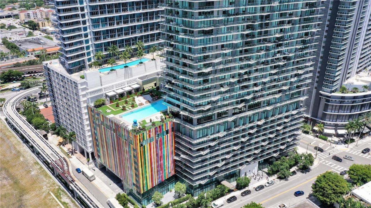 1300 S Miami Ave, Unit 1711, Miami, FL 33130 Photo