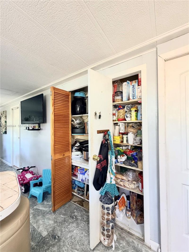 12405 SW 5th St , Fort Lauderdale, FL 33325 Photo