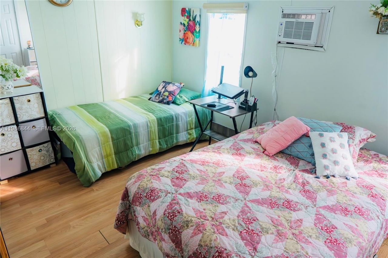 12405 SW 5th St , Fort Lauderdale, FL 33325 Photo