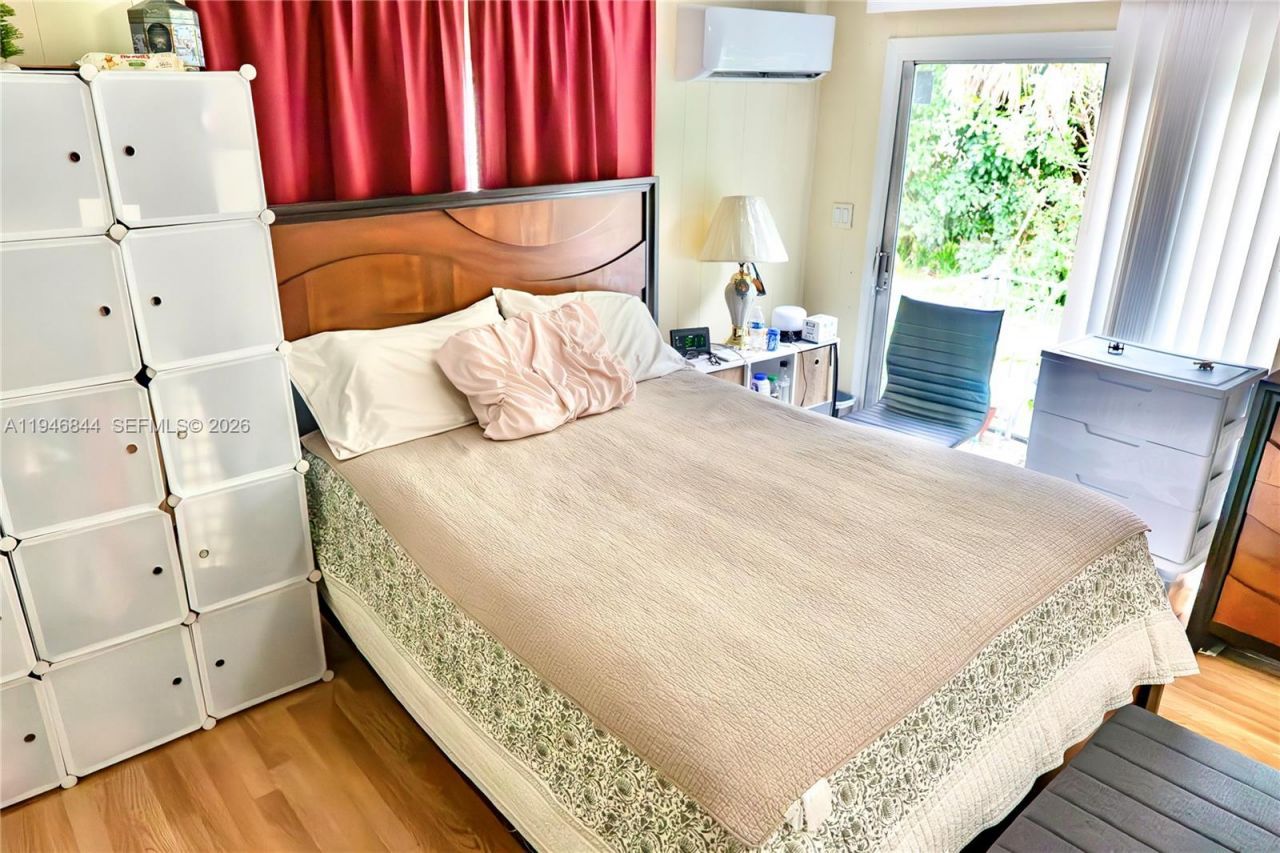 12405 SW 5th St , Fort Lauderdale, FL 33325 Photo