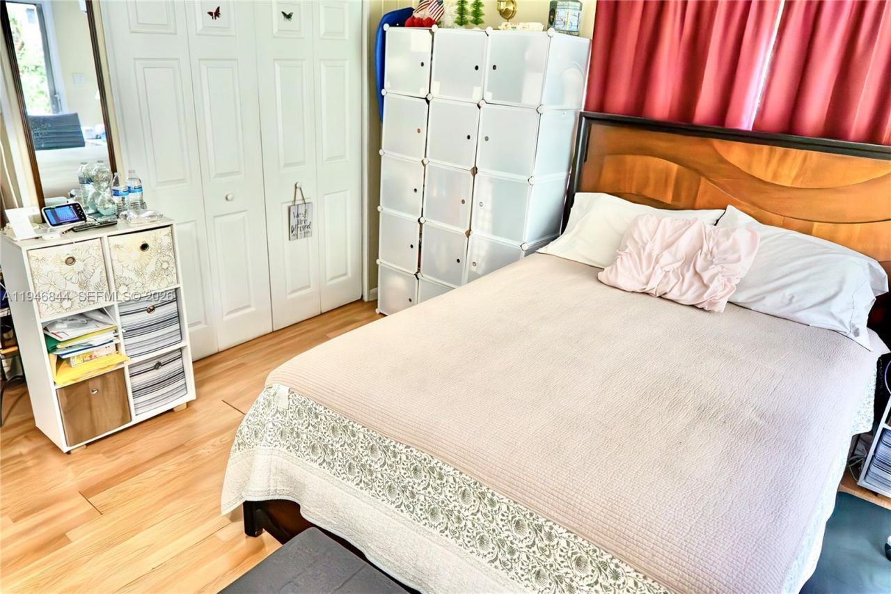 12405 SW 5th St , Fort Lauderdale, FL 33325 Photo