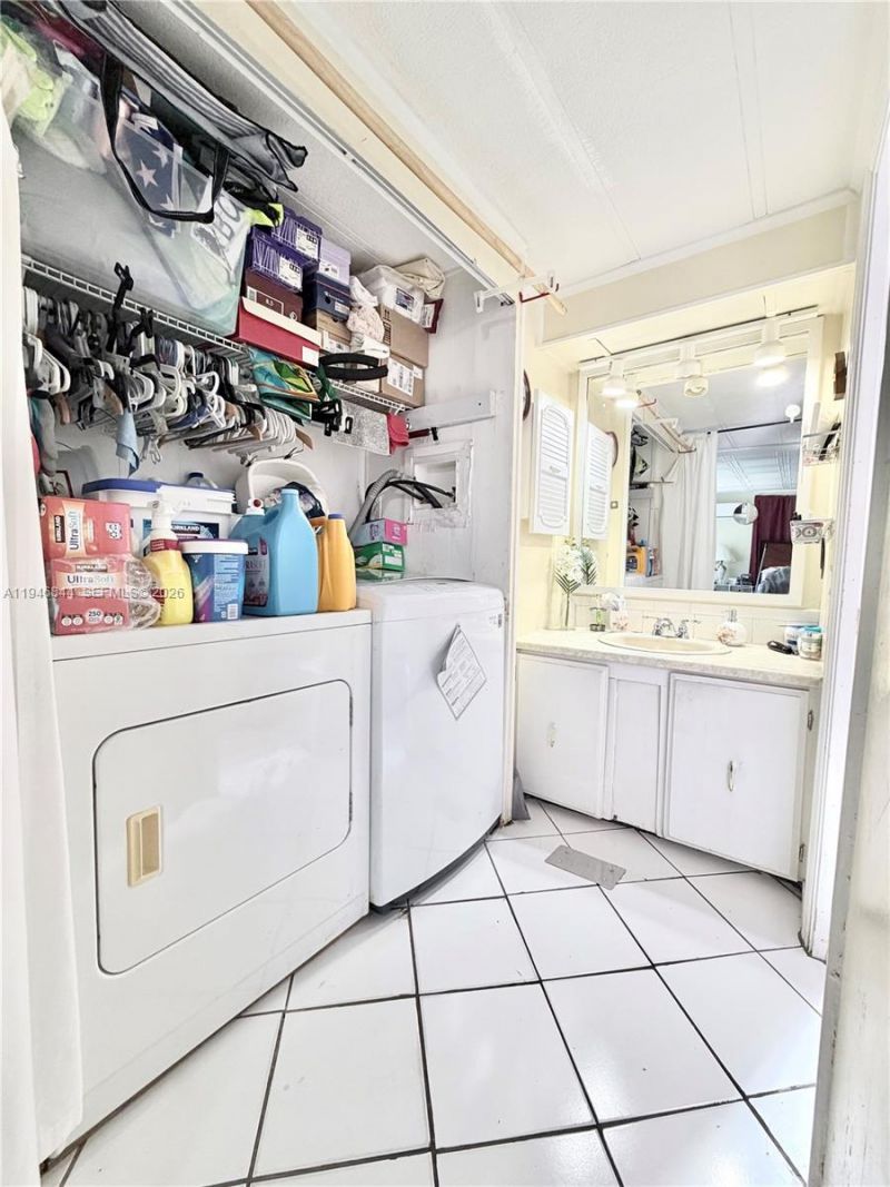 12405 SW 5th St , Fort Lauderdale, FL 33325 Photo