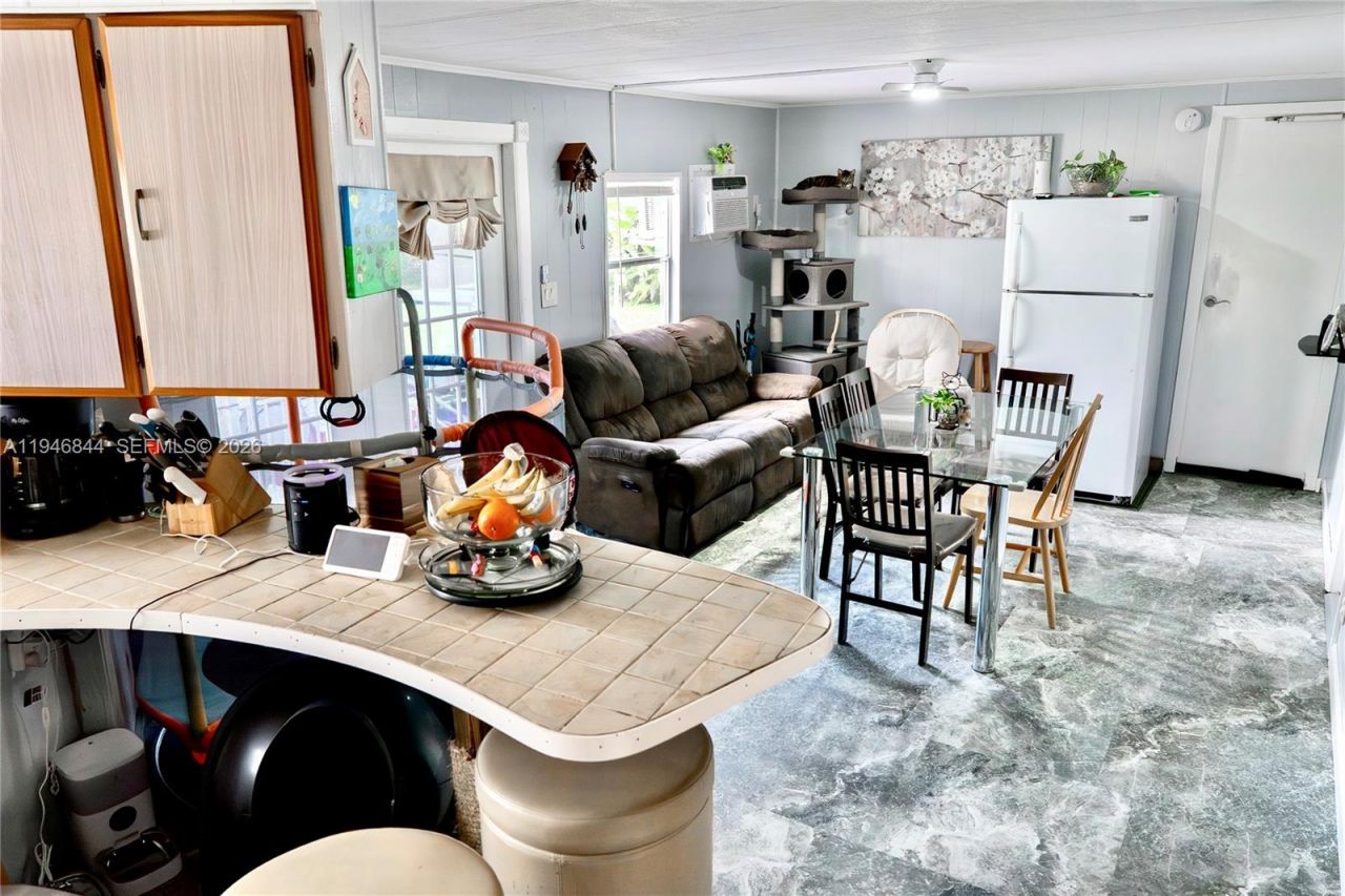 12405 SW 5th St , Fort Lauderdale, FL 33325 Photo