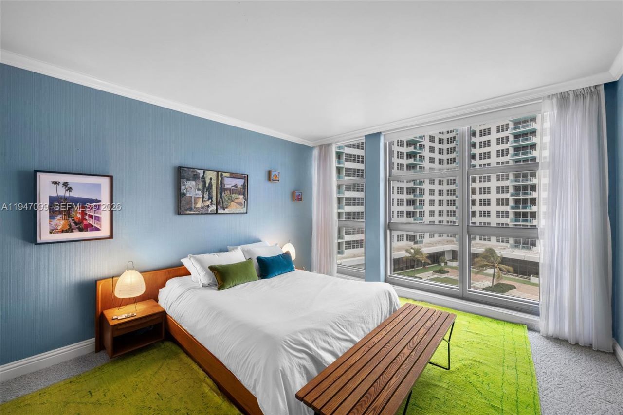 5055 Collins Ave, Unit 5C, Miami Beach, FL 33140 Photo