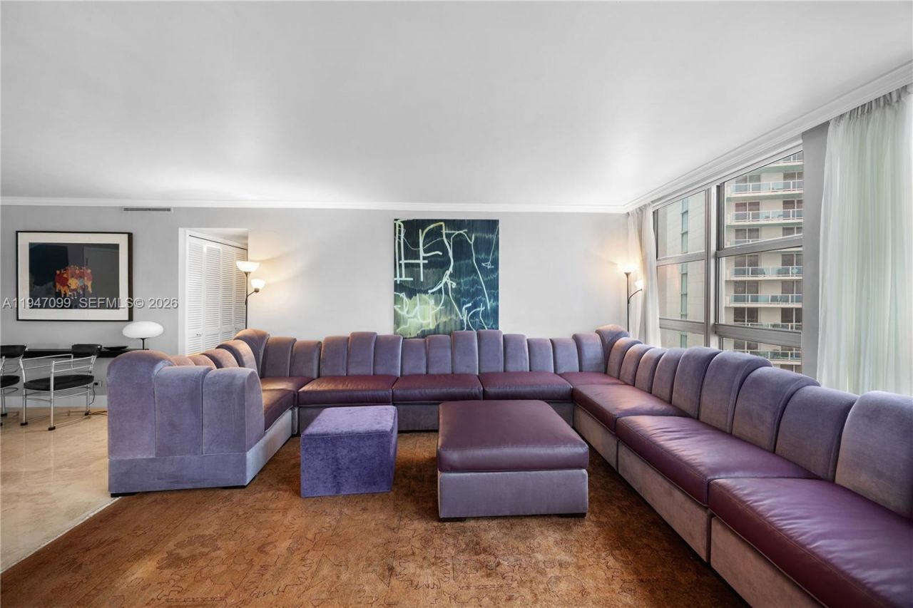 5055 Collins Ave, Unit 5C, Miami Beach, FL 33140 Photo