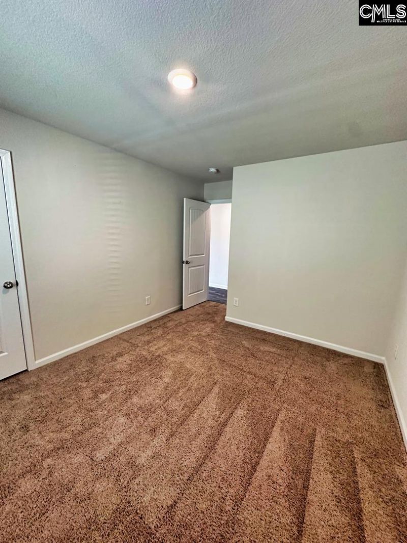 137 Sundew Road Photo 24