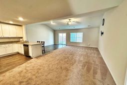 137 Sundew Road photo 4