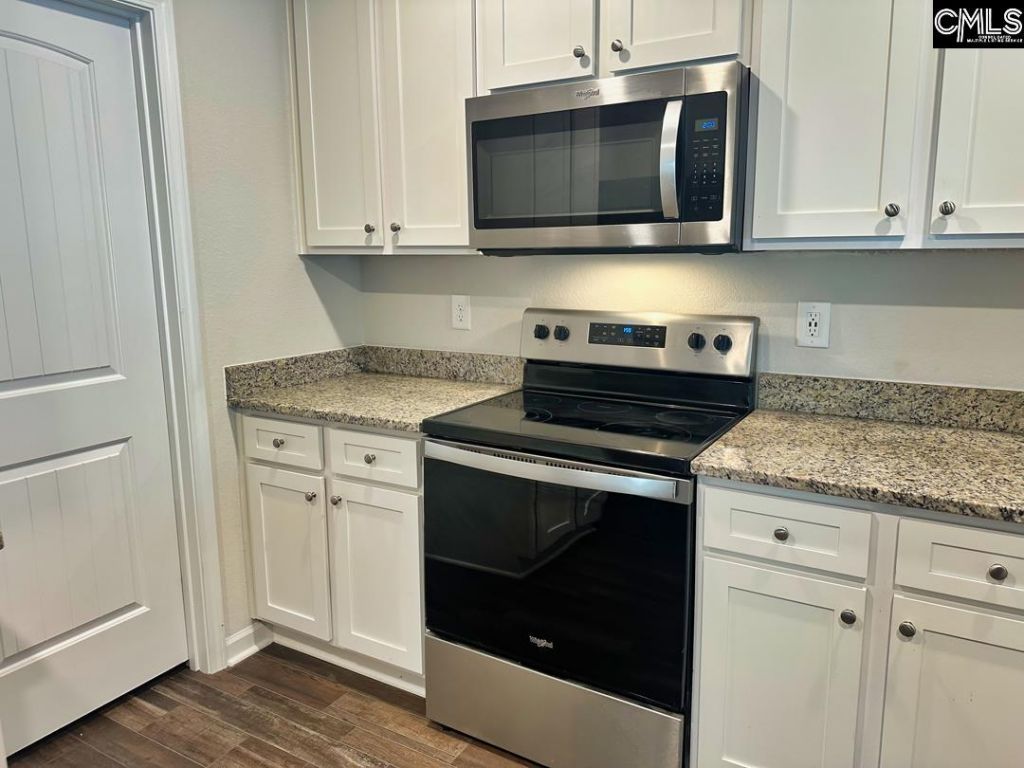 137 Sundew Road  Photo 6