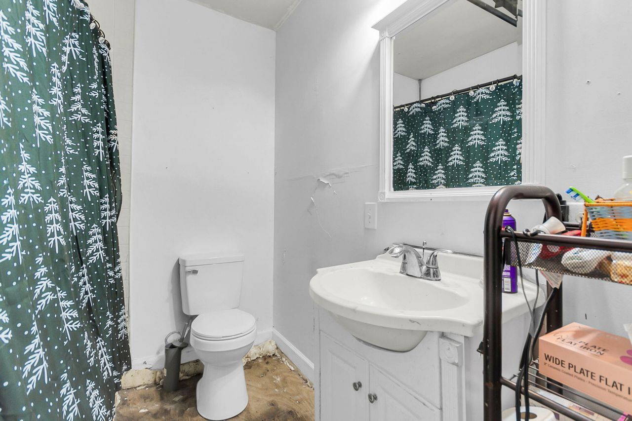 3934 Brynes Drive Photo 19