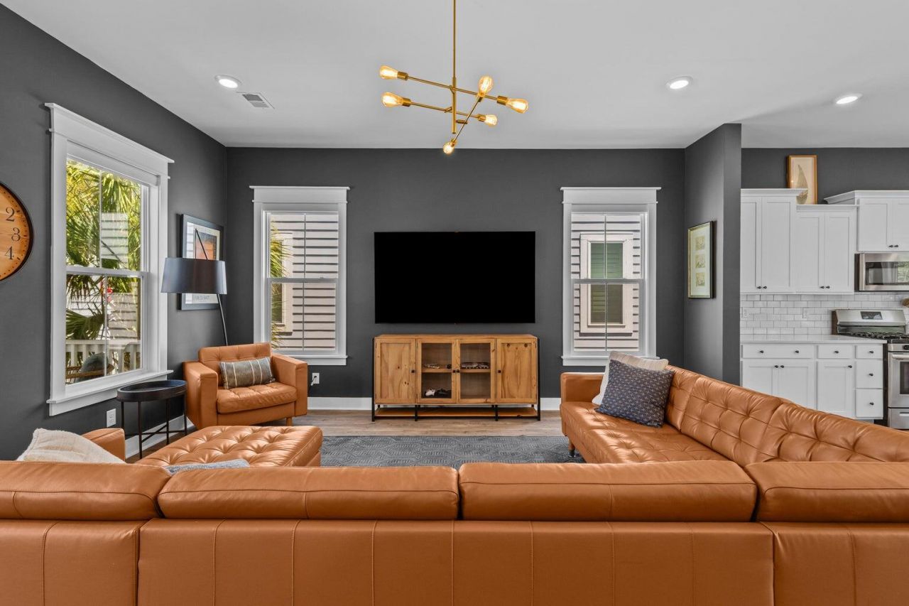 775 Forrest Drive Photo 13