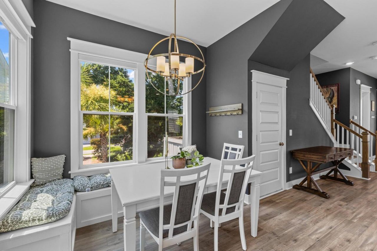 775 Forrest Drive Photo 19