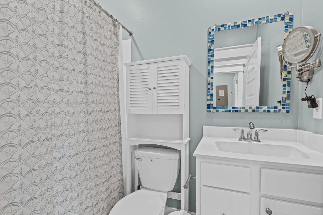 775 Forrest Drive Photo 33