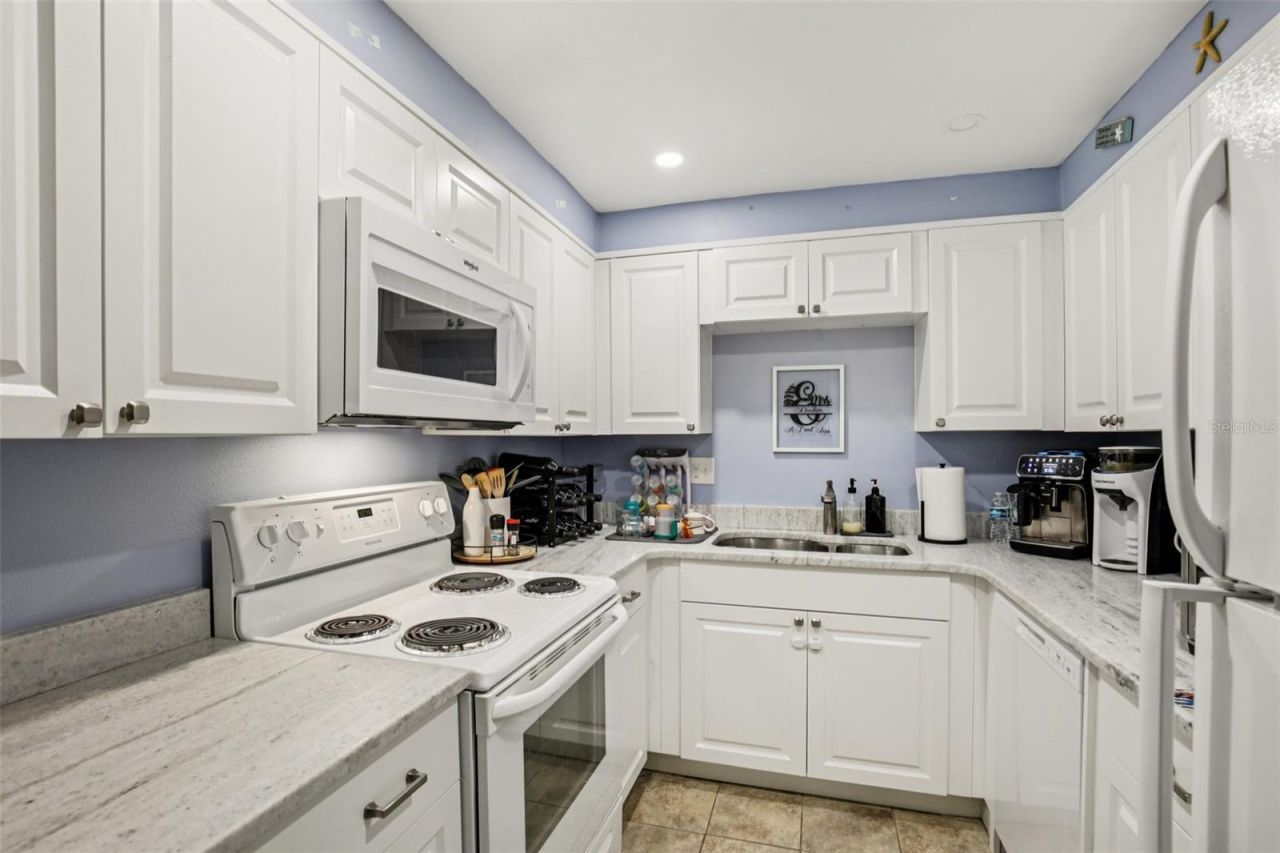 5855 Midnight Pass Road, Unit 227, Sarasota, FL 34242 Photo