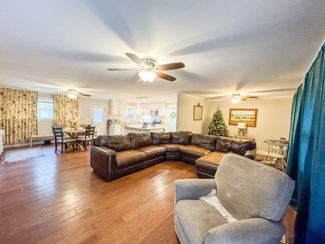 107 Waverly Road Photo 4