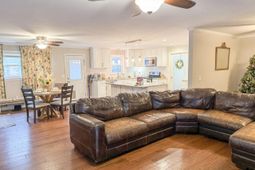 107 Waverly Road photo 4