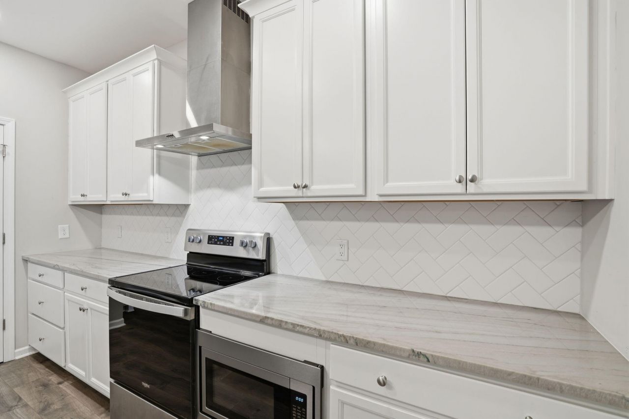 3811 Grateful Road Photo 13