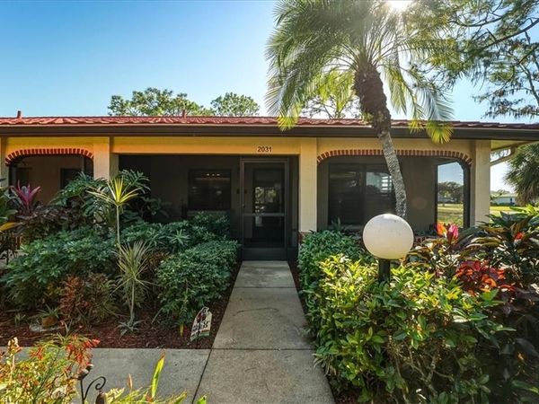2031 Pine Isle LN, Unit 2031, NAPLES, FL 34112