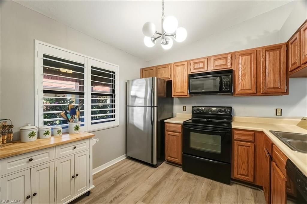 2031 Pine Isle Ln, Unit 2031, Naples, FL 34112 Photo