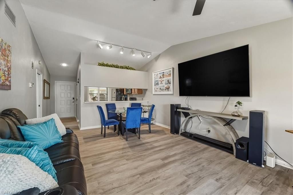 2031 Pine Isle Ln, Unit 2031, Naples, FL 34112 Photo