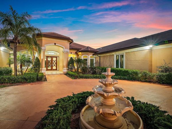 8480 Man O War Road, Palm Beach Gardens, FL 33418