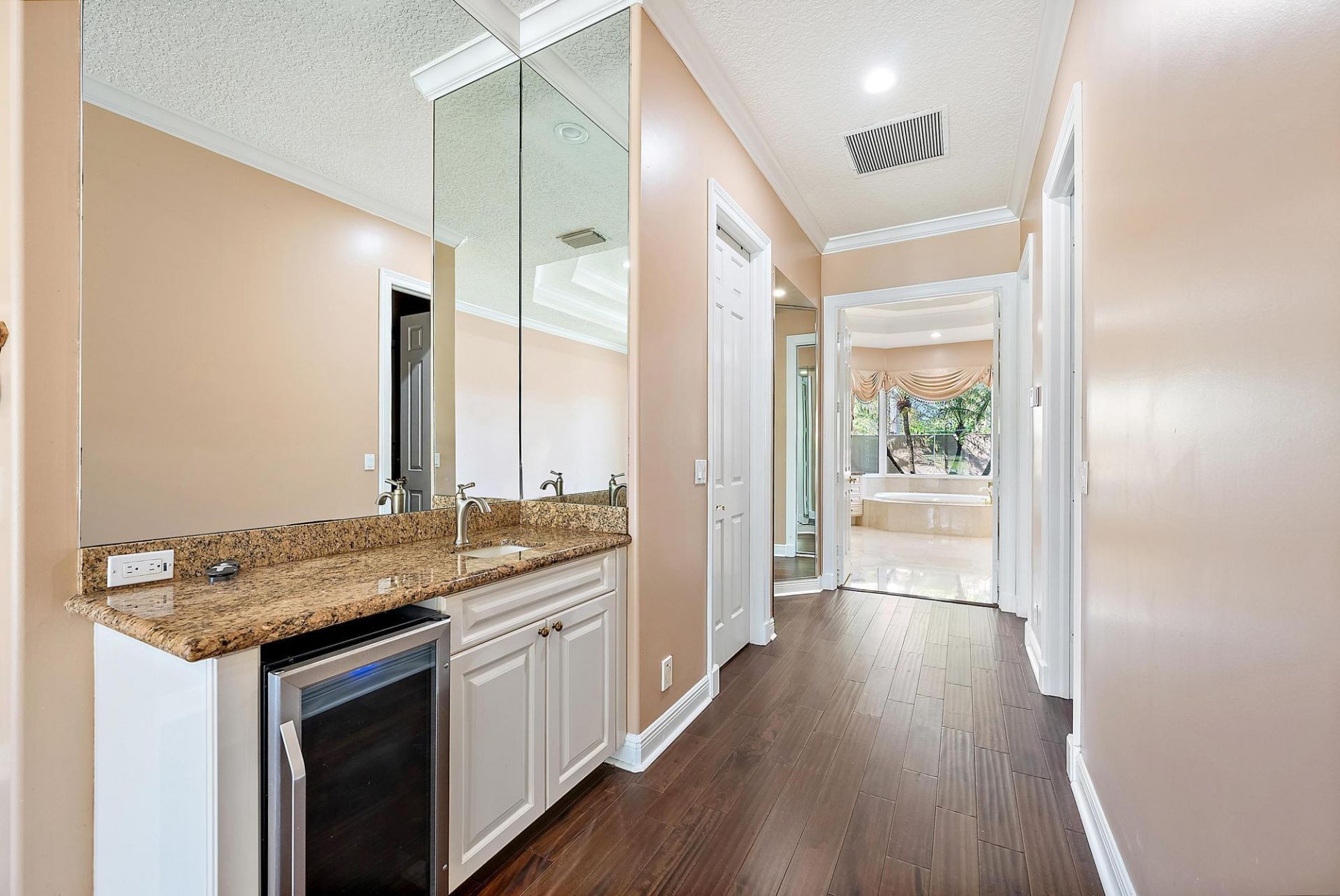 8480 Man O War Road, Palm Beach Gardens, FL 33418 Photo