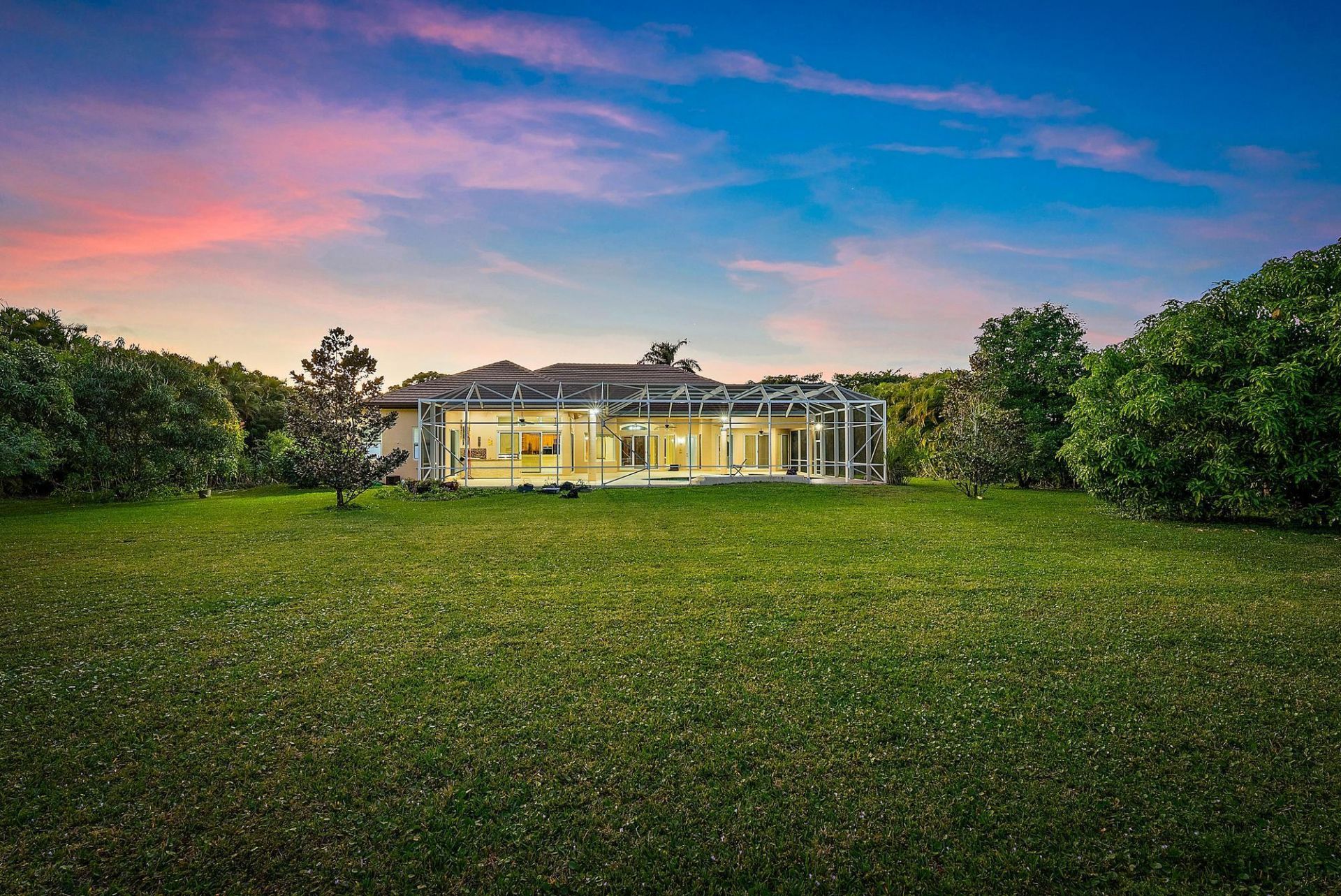 8480 Man O War Road, Palm Beach Gardens, FL 33418 Photo