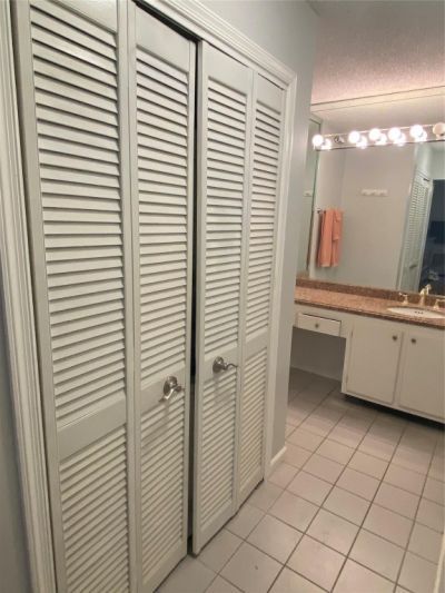 6471 Bay Club Drive, Unit 4, Fort Lauderdale, FL 33308 Photo