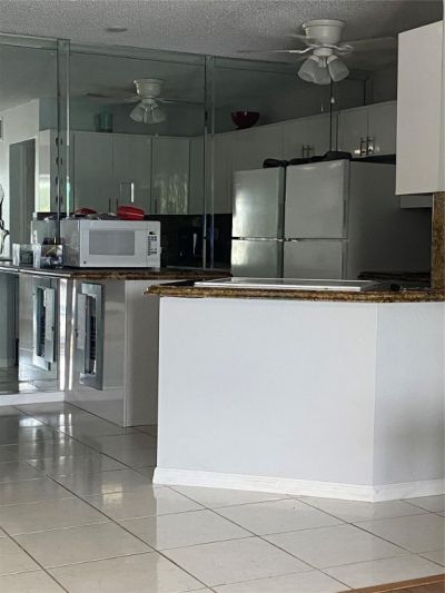 6471 Bay Club Drive, Unit 4, Fort Lauderdale, FL 33308 Photo