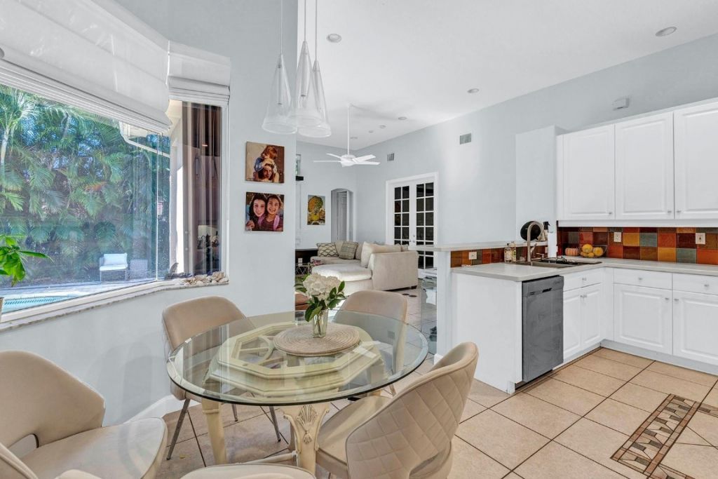 9737 Parkview Avenue, Boca Raton, FL 33428 Photo