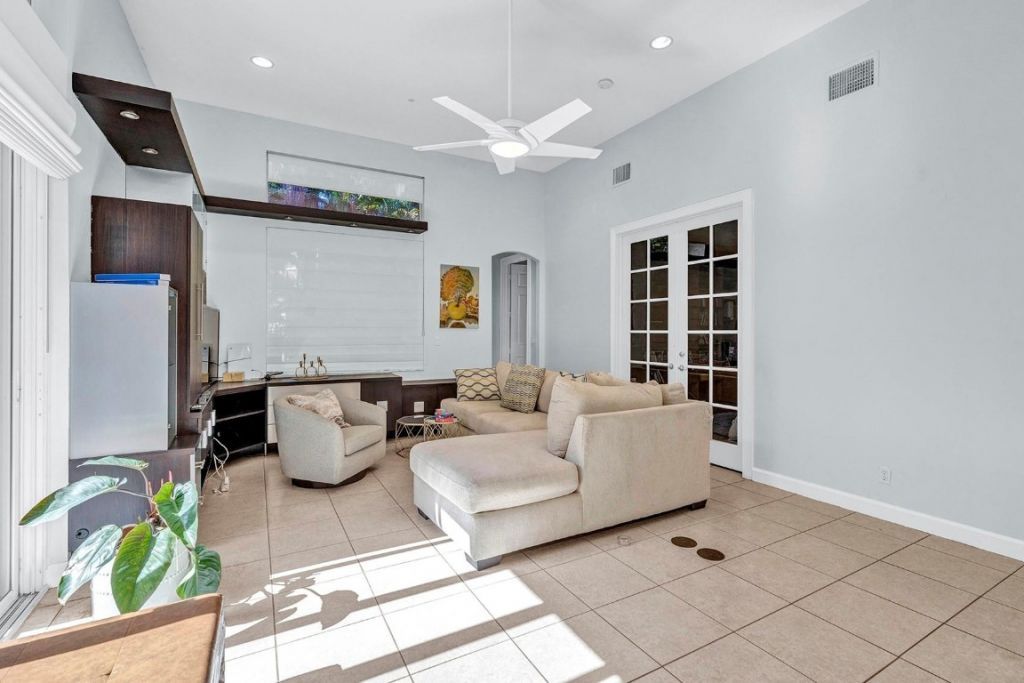 9737 Parkview Avenue, Boca Raton, FL 33428 Photo