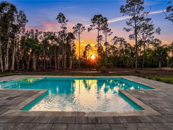 24410 Sunny LN, BONITA SPRINGS, FL 34135