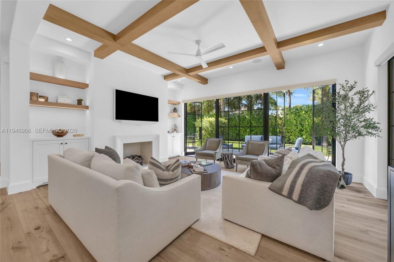 44 S Beach Rd, Hobe Sound, FL 33455 Photo