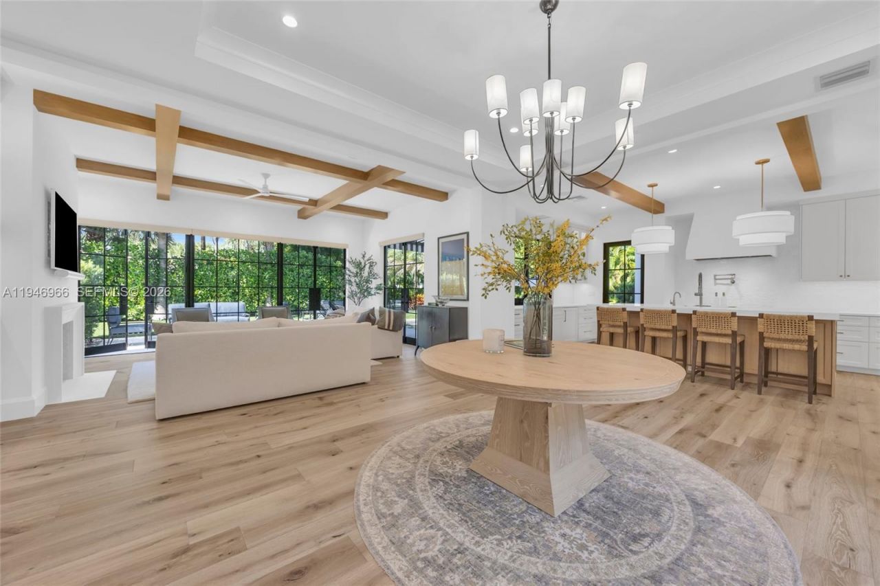 44 S Beach Rd, Hobe Sound, FL 33455 Photo