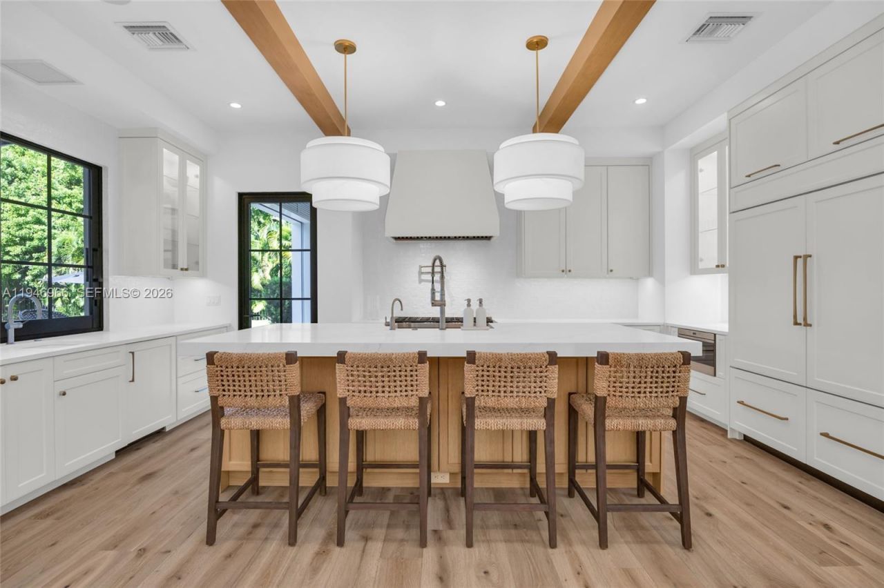 44 S Beach Rd, Hobe Sound, FL 33455 Photo