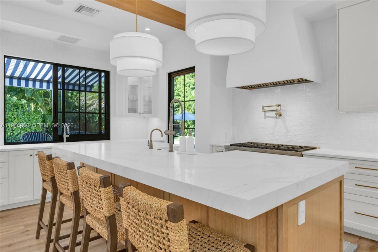 44 S Beach Rd, Hobe Sound, FL 33455 Photo