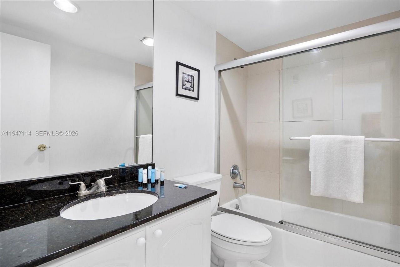 3801 S Ocean Dr, Unit 8X, Hollywood, FL 33019 Photo