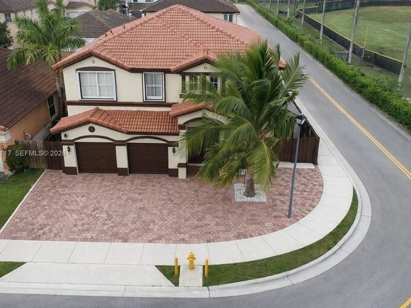 15375 SW 93rd Ln, Miami, FL 33196