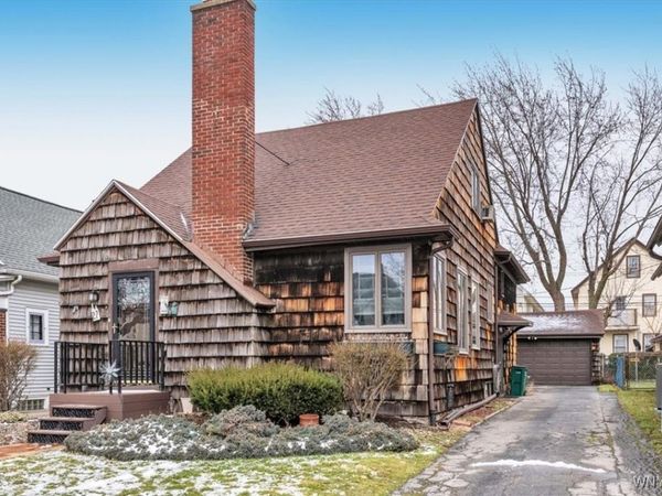 27 Arundel Road, Buffalo, NY 14216