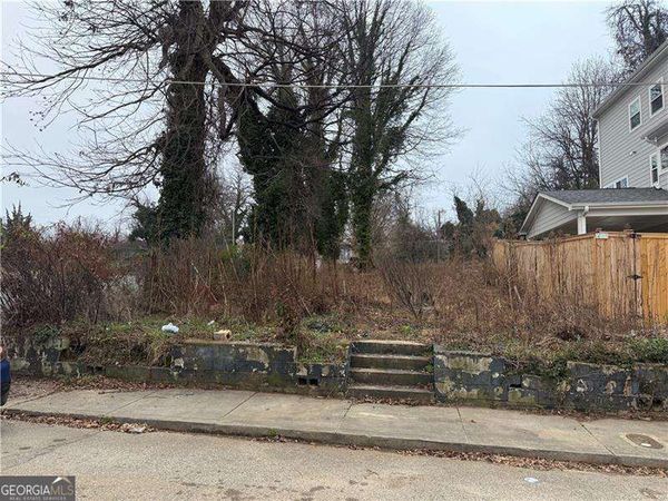 872 T P Burruss Sr Drive SW, Atlanta, GA 30314