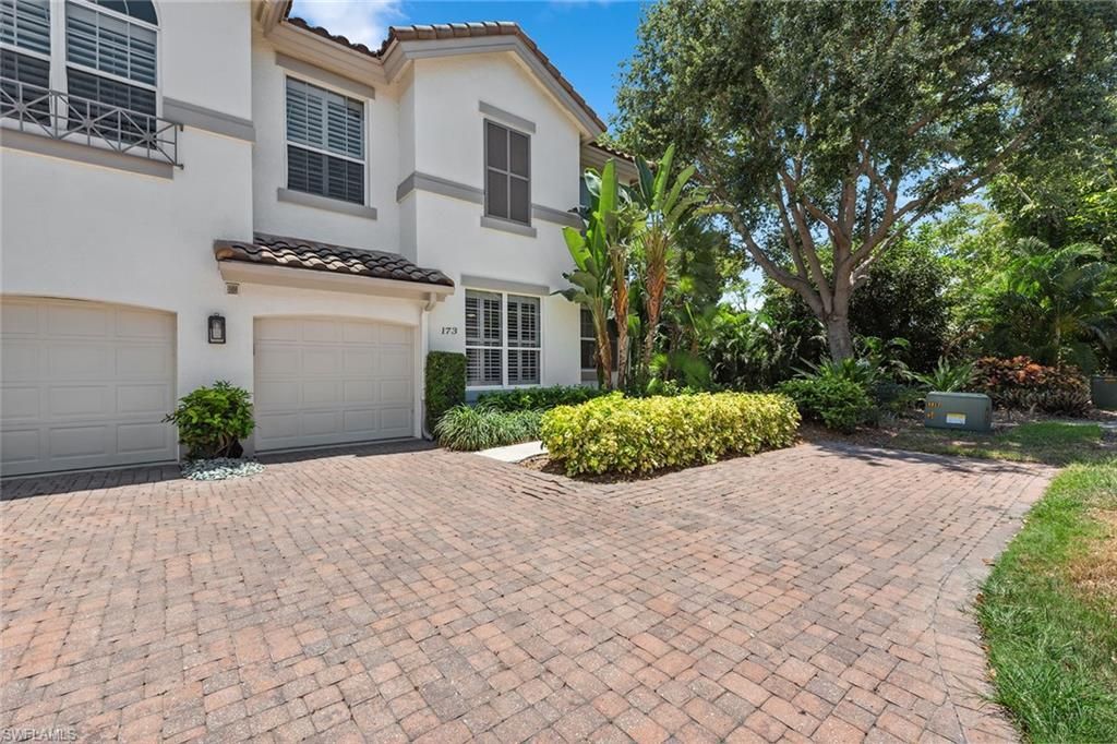 173 Colonade Cir, Unit 1401, Naples, FL 34103 Photo